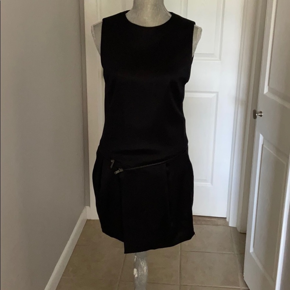 Gucci black dress length is 34” waist 15”